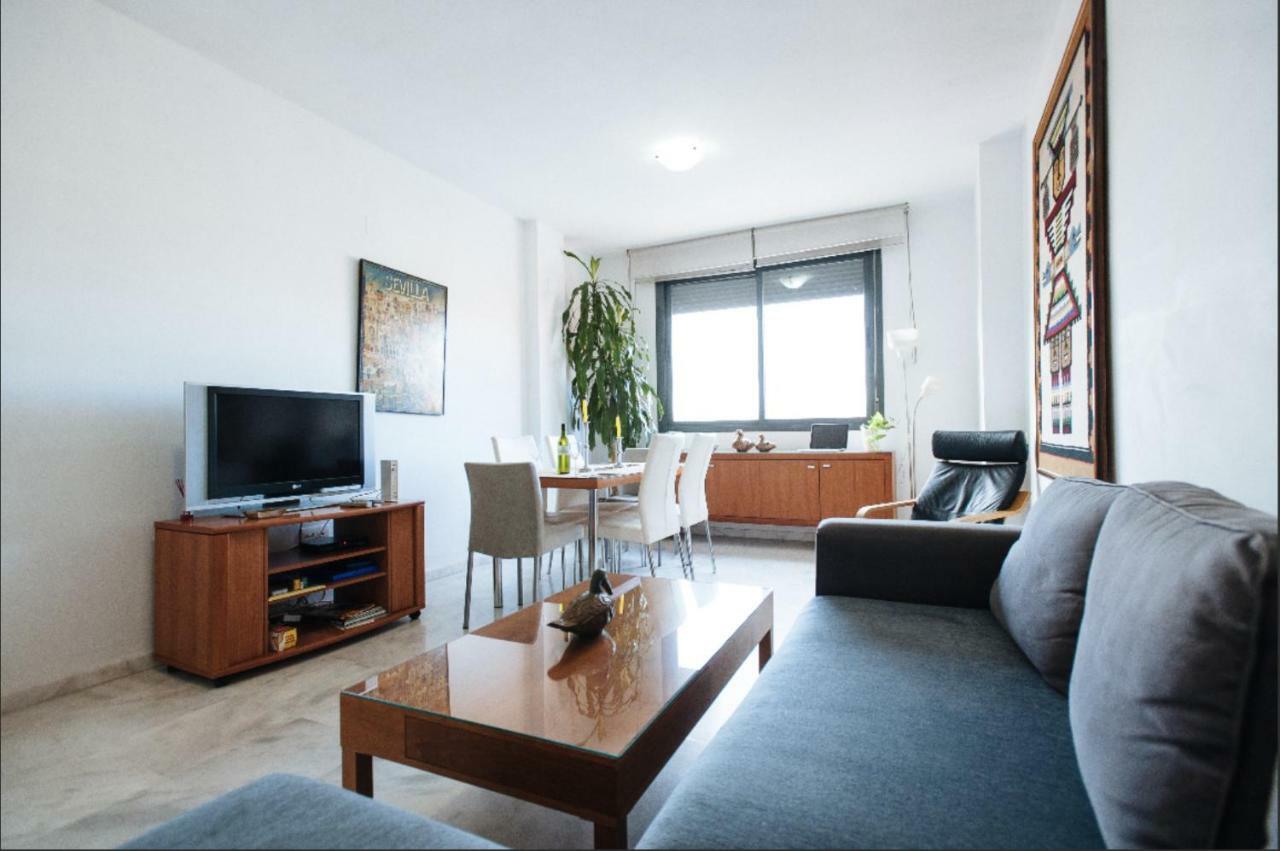 The Best Hostelito! Free Parking 세비야 외부 사진