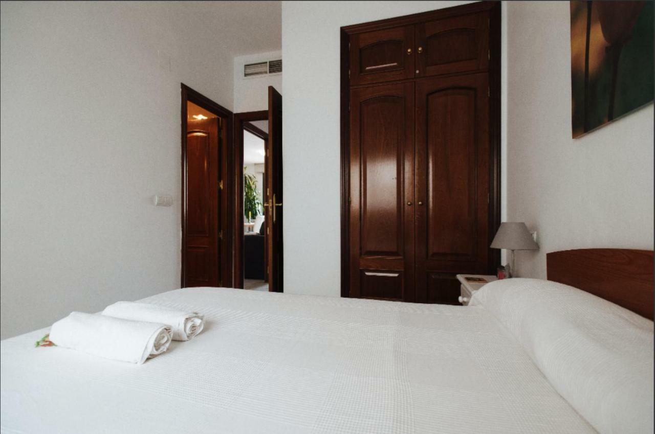 The Best Hostelito! Free Parking 세비야 외부 사진