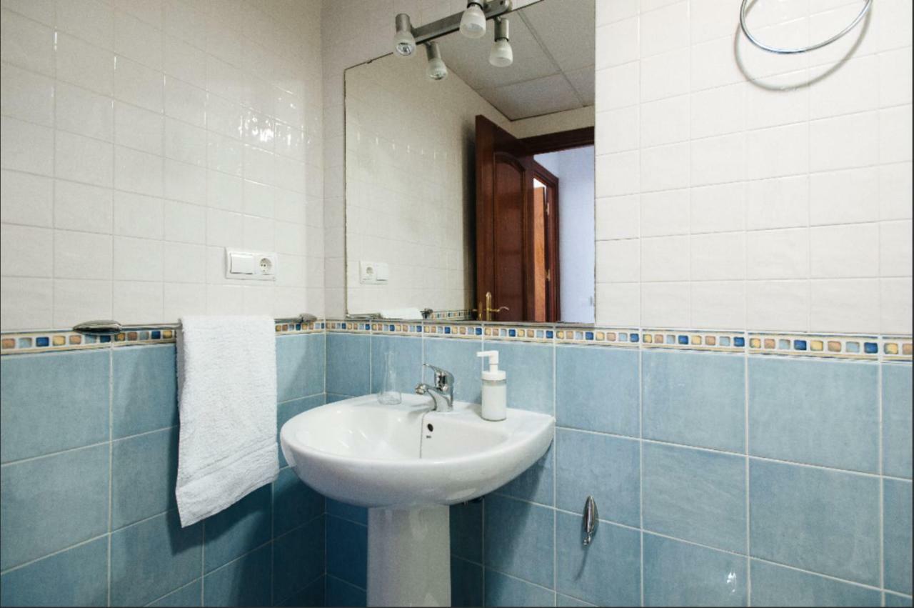The Best Hostelito! Free Parking 세비야 외부 사진